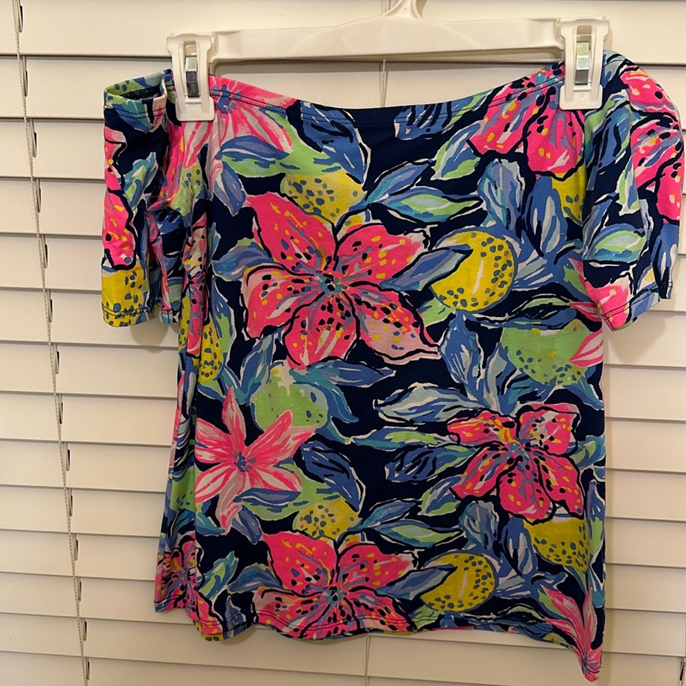 Lilly Pulitzer Keira, Capri Soleil, off shoulder top; vibrant colors; never worn